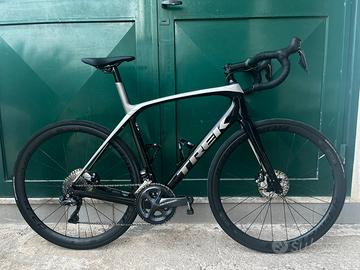 Trek Domane SLR 7 Gen 4 2026