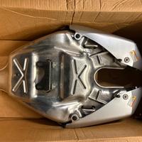 Scarico dorsoduro 750