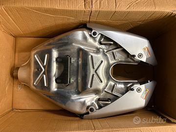 Scarico dorsoduro 750