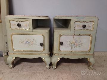 Camera da letto anni 20 in castagno massello