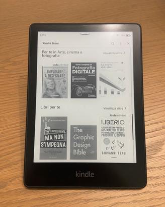 Kindle Paperwhite Signature Edition più custodia