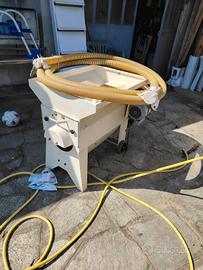 Pigiadiraspatrice per uva con Pompa