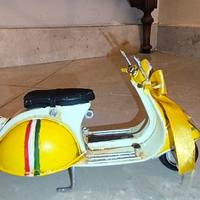 VESPA 125 Modellino in ferro ARTIGIANALE