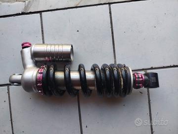 monoammortizzatore trkn500