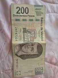 banconota da 200 pesos messicani.