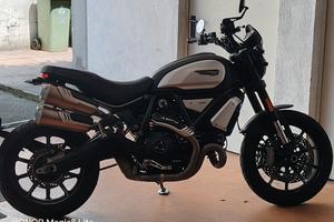 Ducati scrambler 1100 dark pro 2021 