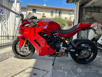 Ducati supersport 939