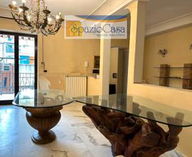 Giugliano,Via Colonne,immobile SEMINDIPENDENTE