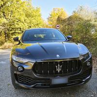Maserati Levante MHEV 330 CV AWD GT Ultima