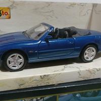 Maisto 1/24 vintage jaguar xk8 cabrio