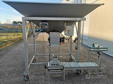 Insacchettatrice universale