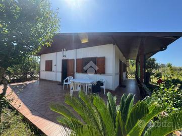 VILLA SINGOLA A MINTURNO