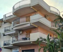 Grazioso bivani con terrazza a Sant'Anna-Mascali