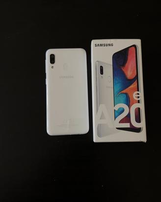 Samsung A20e