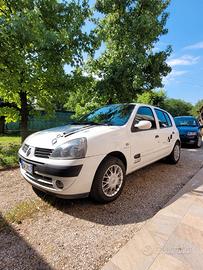 Clio 1.2 16v 75cv