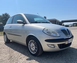 Lancia Ypsilon 1.2 16V Argento