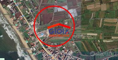 Terreno di 16272 m² a Mondragone