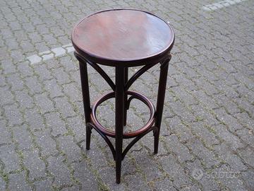 sgabello alto di epoca thonet