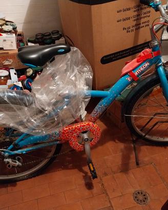 Mountain bike per ragazzina