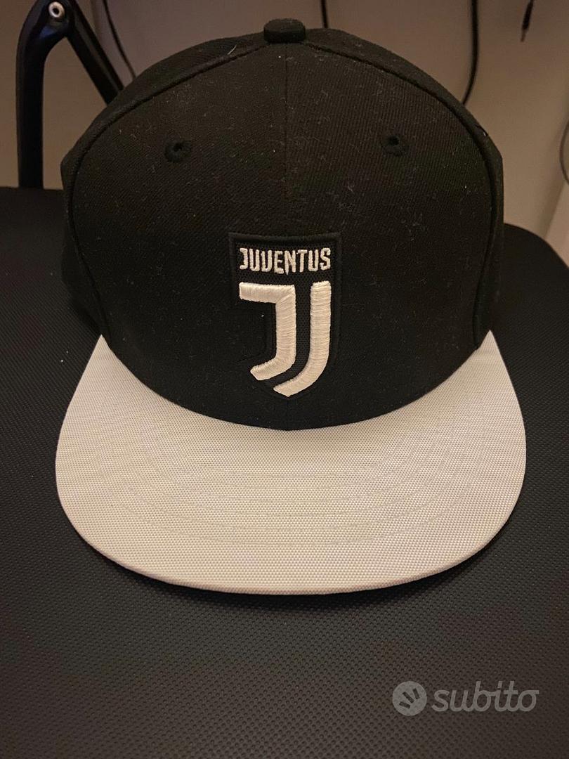 Cappello Juventus official product - Sports In vendita a Catania