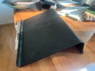 Alzata per tastiera/notebook ikea