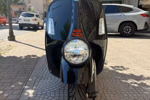 Vespa 300 GTV Km 1760