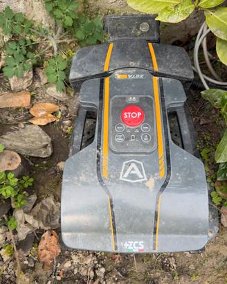 Robot tagliaerba automatico Ambrogio ZCS