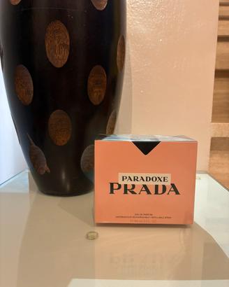 Prada Paradoxe