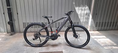Bici elettrica Atala Bcross  ebike hardtail.