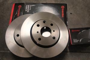 Kit freni anteriori Peugeot 107, Citroen C1, Aygo