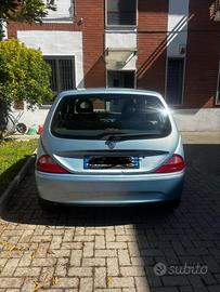 Lancia Y elefantino 2003
