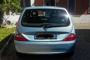 Lancia Y elefantino 2003