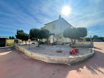VILLA SINGOLA A VELLETRI