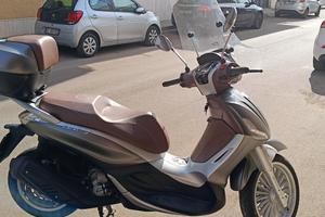 Beverly 300 come nuovo