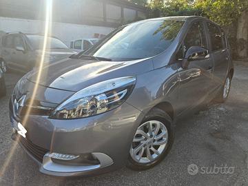 RENAULT Scenic Scénic XMod 1.5 dCi 110CV Limited
