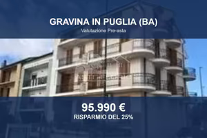 Immobile in asta di 180 m² con box auto a Gravina 