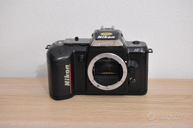 Nikon Analogica F-401 AF solo corpo