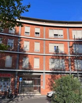 Immobile in asta di 234 m² con più di 5 locali a P