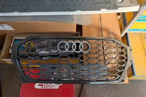 Griglia anteriore originale Audi Q3 F3
