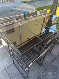 Tavolo da giardino con 8 sedie – come nuovo