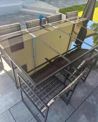 Tavolo da giardino con 8 sedie – come nuovo