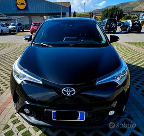 Toyota C-HR 1.8 Hybrid