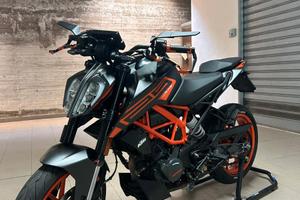 KTM 125 Duke - 2022