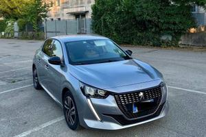 Peugeot 208 2023 allure pack
