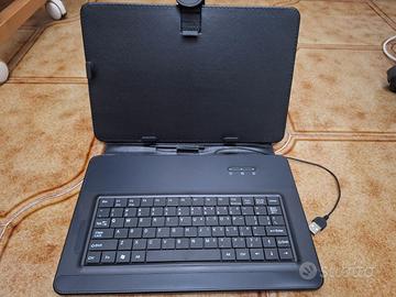 Custodia tablet con tastiera