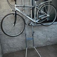 Porta bici, supporto per biciclette da parete