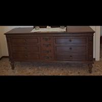 cassettone e comodini 