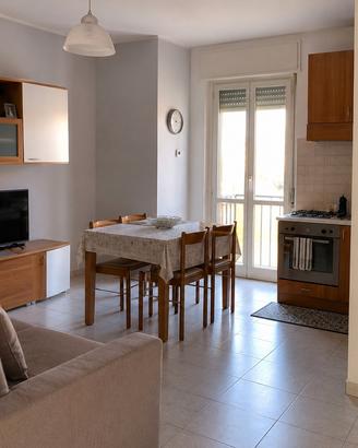 Bilocale arredato con balcone a Sesto - M1