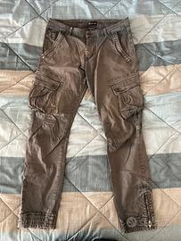 Cargo color tortora usurati