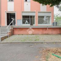 NEGOZIO A CREMONA